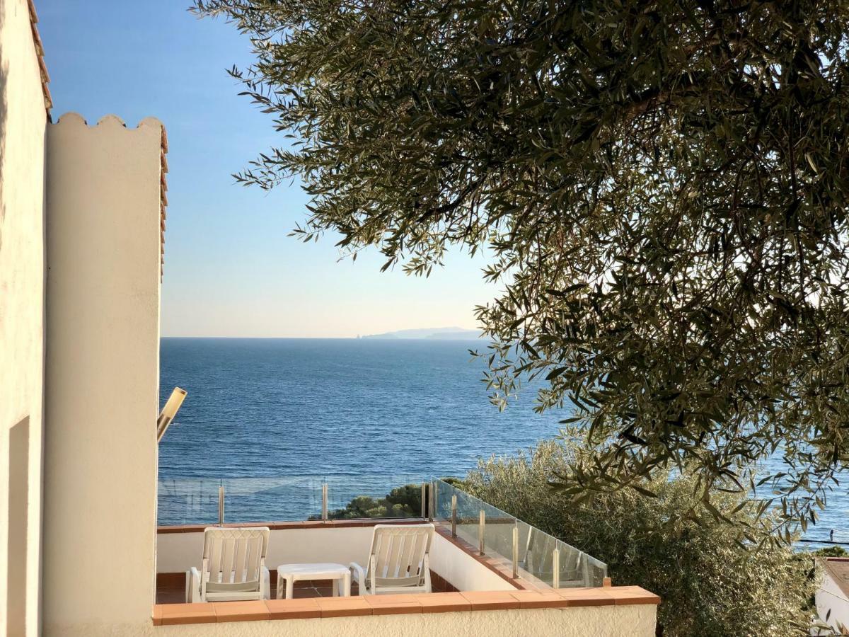 Chalet Doble Almadraba Villa Roses Exterior foto